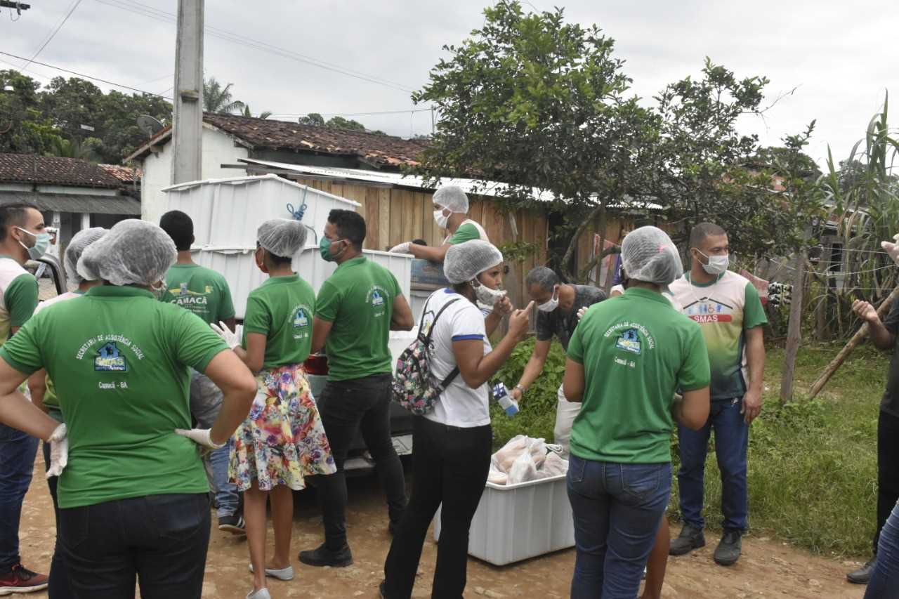 Camacã: Doações de alimentos e máscaras ajudam afetados pela pandemia em Leoventura
